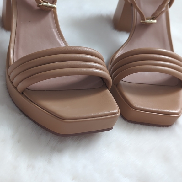 🆕🌿NORDSTROM LINEA PAOLO SANDALS🌿 - Picture 4 of 9
